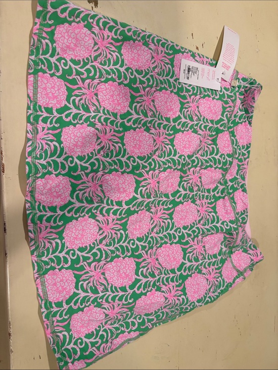 Lilly Pulitzer Pants - Lilly Pulitzer 'Maryana' Pineapple Print Mini Skirt in Fauna Green L NWT